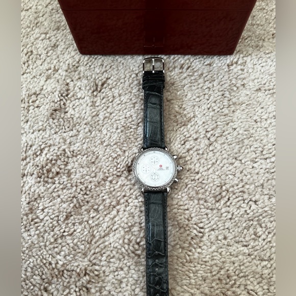 🩶🤍🩶 Stunning Michele CSX 36 Diamond Women’s Watch!🩶🤍🩶 - Picture 3 of 4
